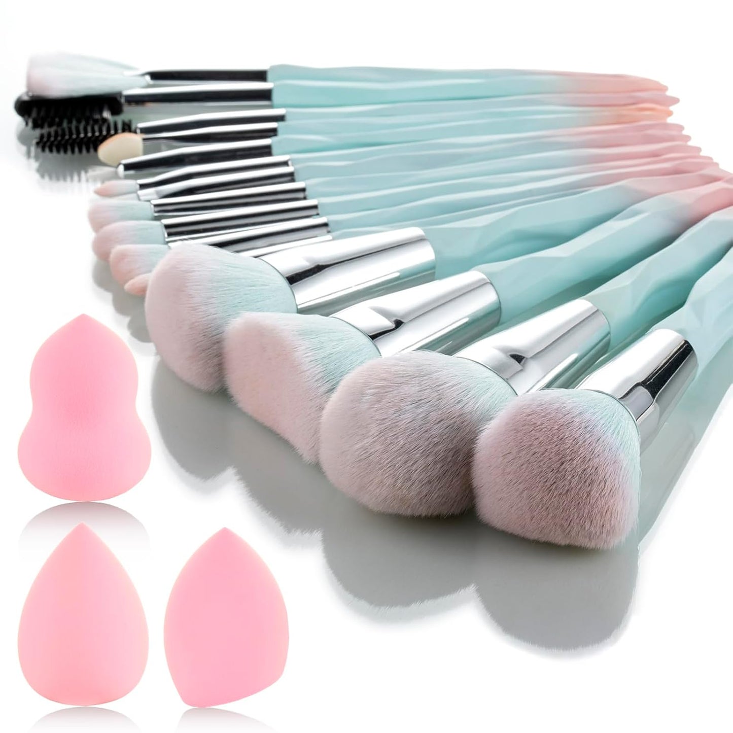Pink Blue Gradient Makeup Brushes and Makeup Sponges Set 18Pcs/Set ,Soft Synthetic Fiber Makeup Brush Set,Suitable for Beginners/Makeup Artists, Valentine'S Day, Christmas Gifts